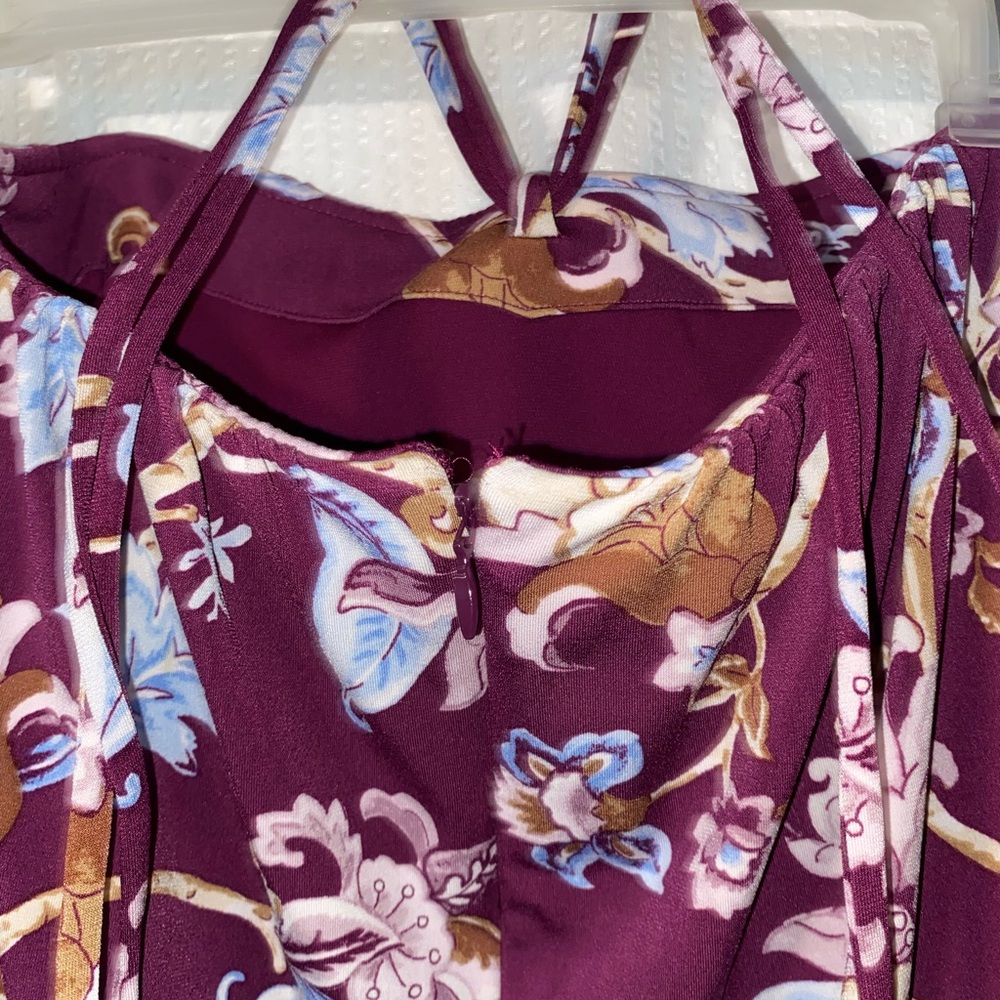 White House Black Market Plum Floral Off-Shoulder Blouse - Picture 4 of 4